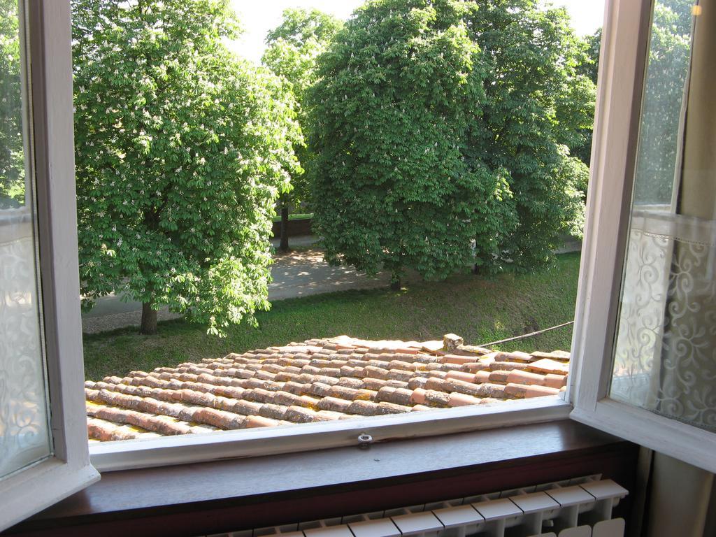 Апартаменты La Terrazza Fra Le Torri Лукка Экстерьер фото